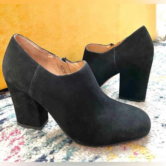 Franco Sarto Bassett Bootie Black Block Heels Size 8 - Picture 1 of 8